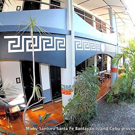 Micky Santoro Hotel And Restaurant