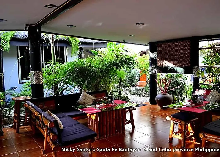 Micky Santoro And Restaurant Hotel