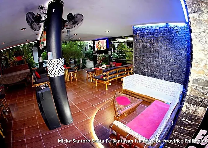 Hotel Micky Santoro And Restaurant 3*