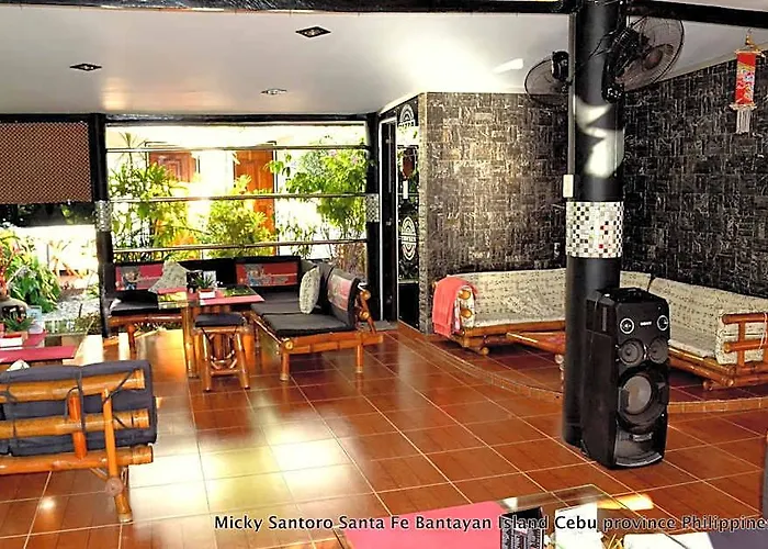 Micky Santoro And Restaurant Hotel